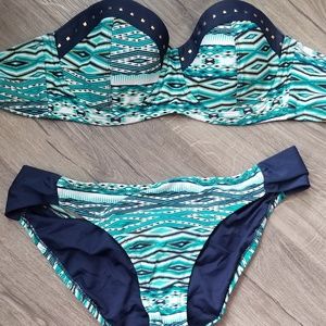 Cute swimsuit! Large